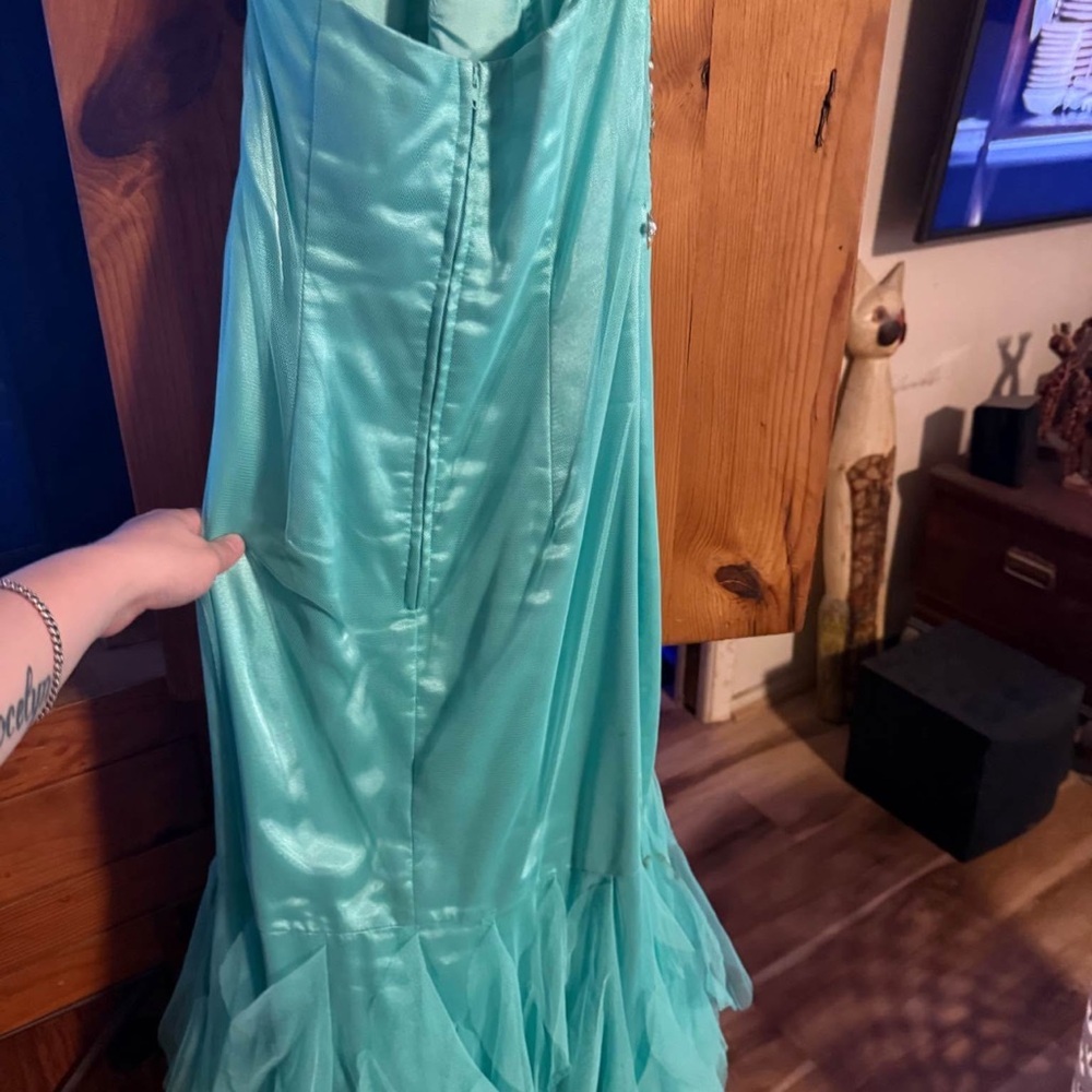 Aqua Beaded Halter gown for prom size 5/6 - Picture 2 of 3